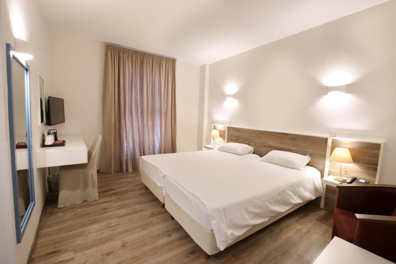 Centrum Hotel - City Center Nikosia Bagian luar foto