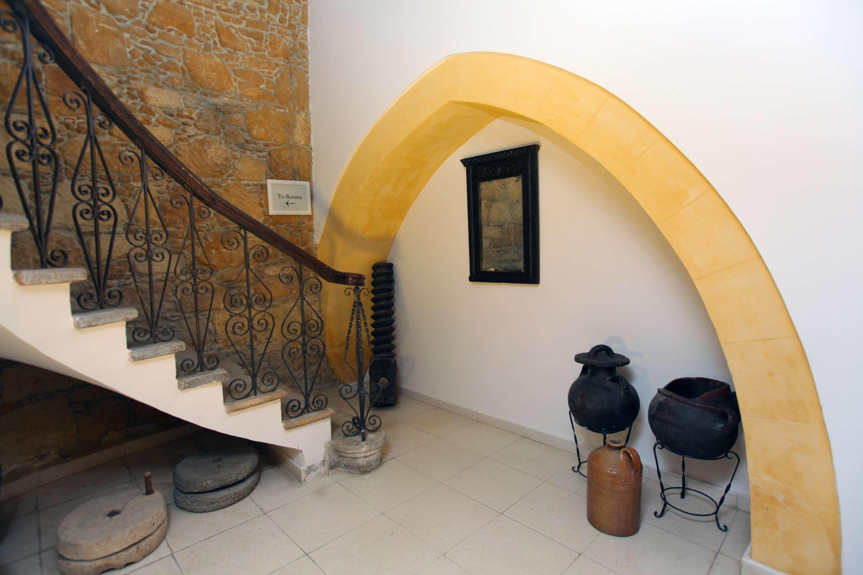 Centrum Hotel - City Center Nikosia Bagian luar foto