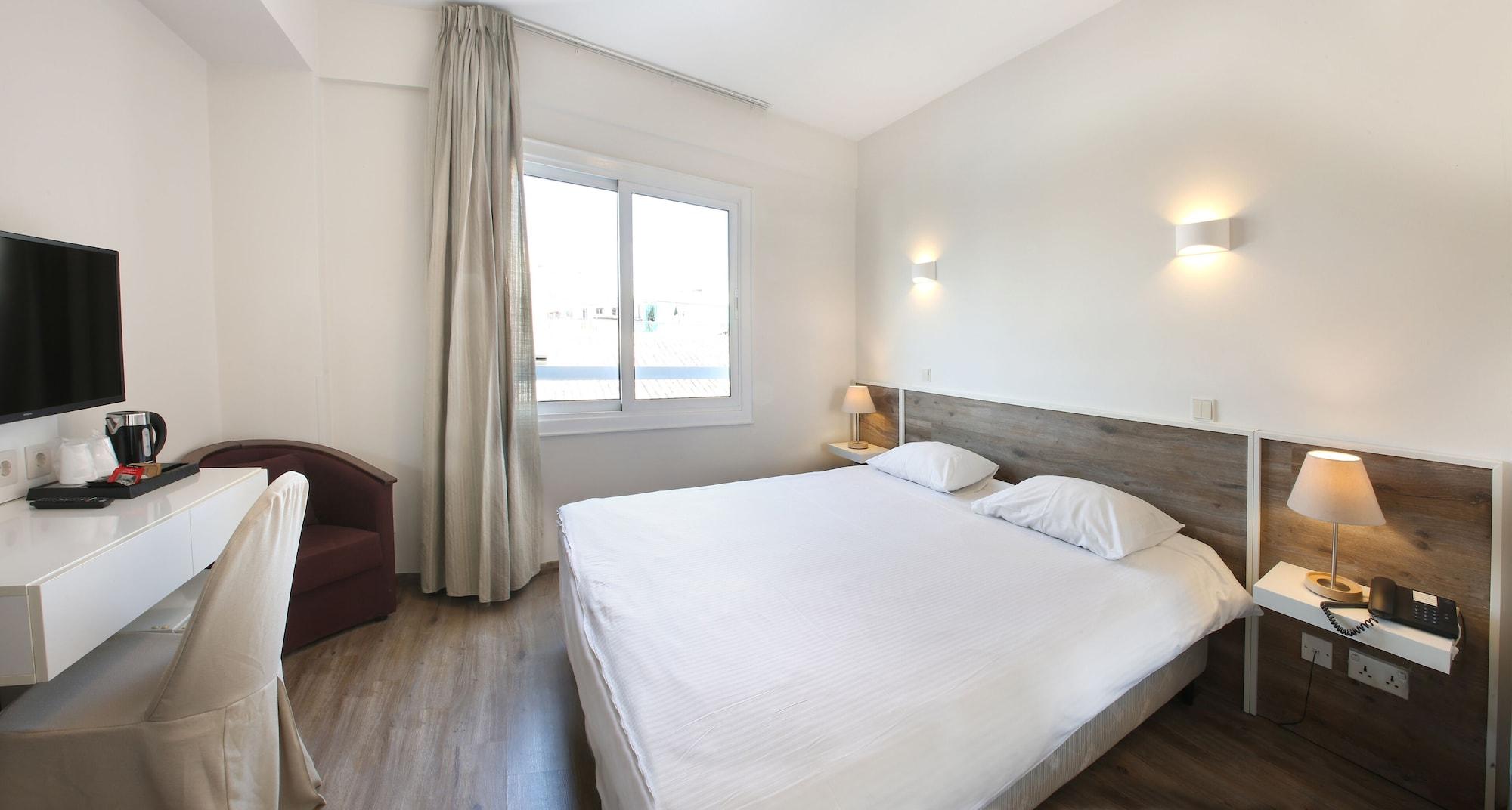 Centrum Hotel - City Center Nikosia Bagian luar foto